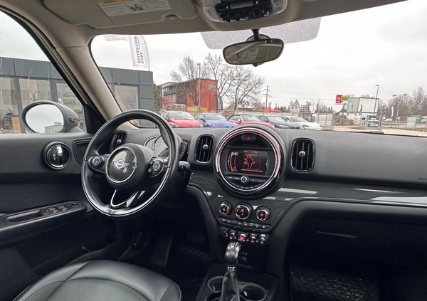 MINI Countryman cena 82500 przebieg: 111743, rok produkcji 2018 z Wilamowice małe 172